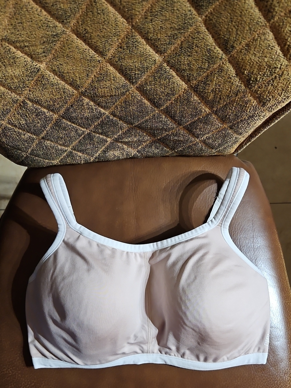 Natori Yogi Contour Convertible Underwire Sports Bra High Impact Full Coverage